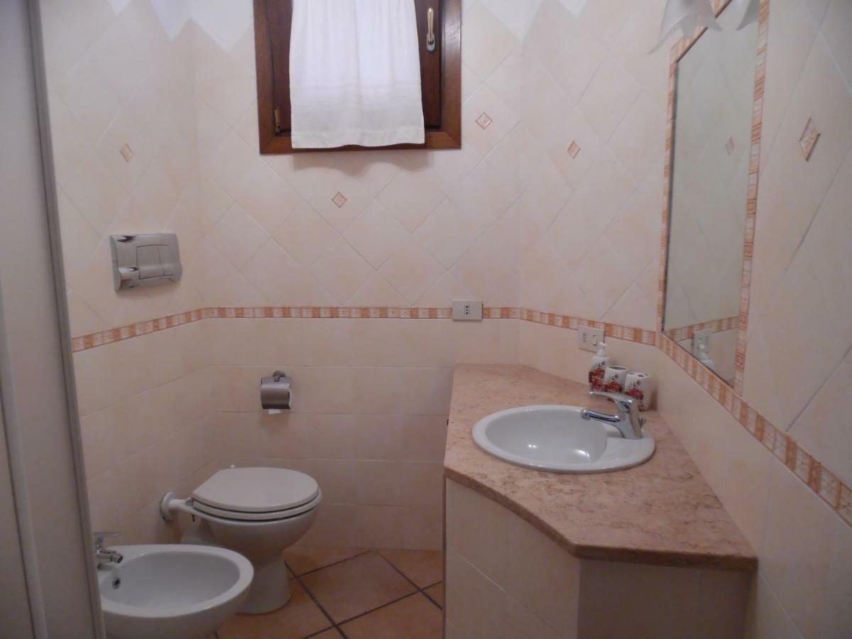 Villa Maestrale Олбия Екстериор снимка